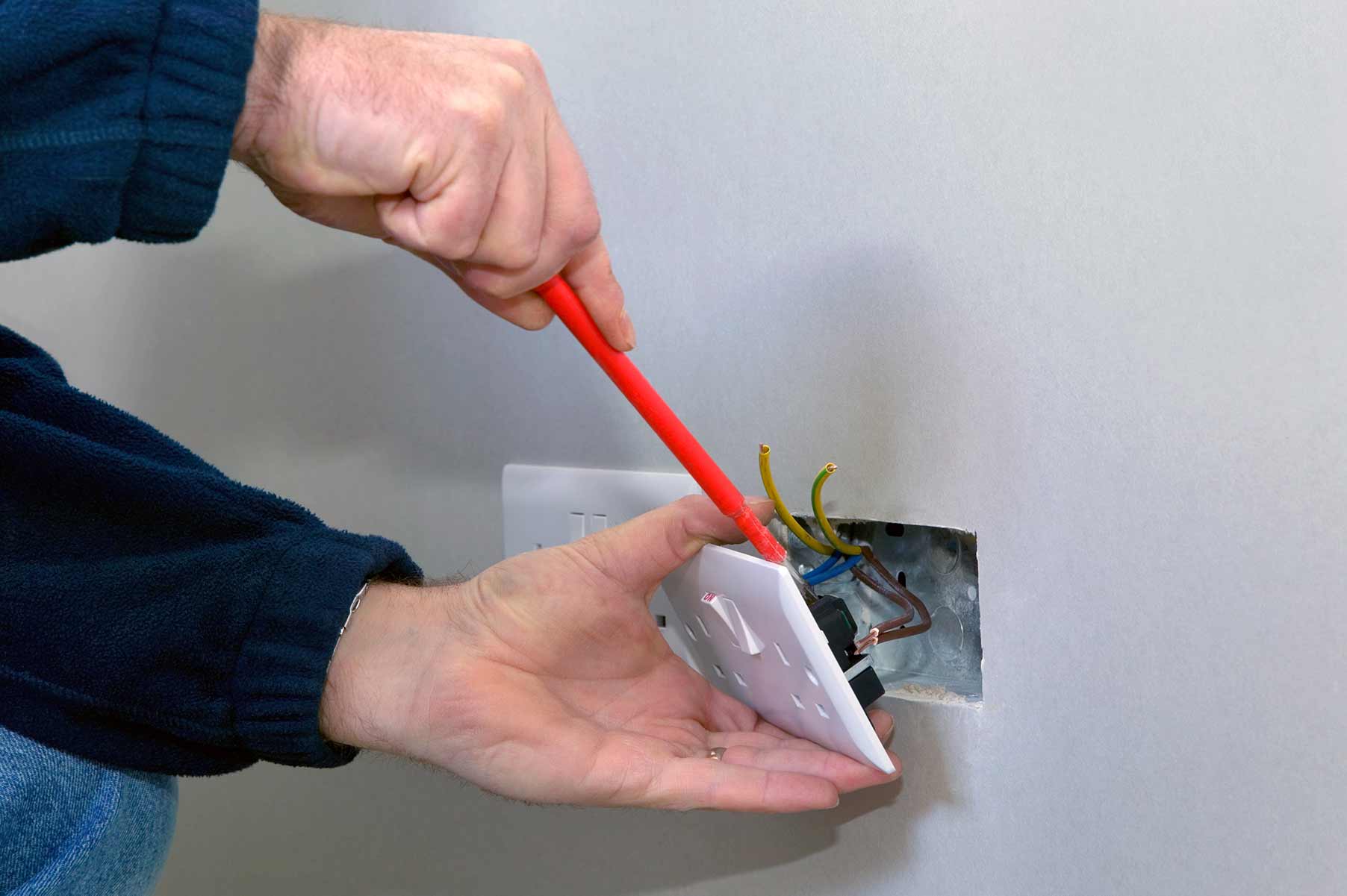 Our electricians can install plug sockets for domestic and commercial proeprties in The Boldons and the local area. 